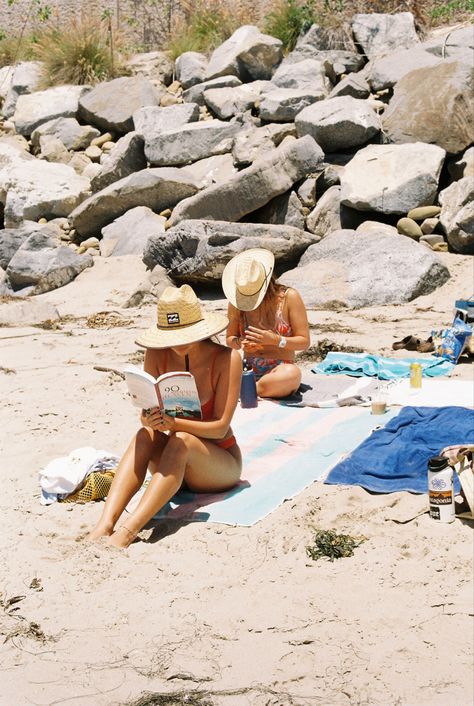 fourth of july beach picnic Beach Fourth Of July, Fourth Of July Beach, Hey You, Beach Reading, Beach Picnic, My Pinterest, My Posts, Picnic Basket, Fourth Of July