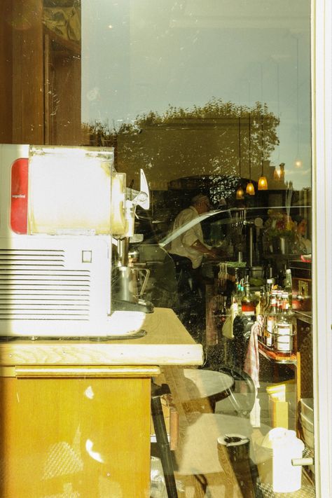 Pinterest Pinterest France Pinterest Creators Pinterest Business Pinterest Creators #analog #filmphotography #filmcamera #analogue #filmphoto #cozy #cafe #café #green #yellow #aesthetic #aestheticwallpaper #iphonewallpapers #iphonephotography #coffee #coffeeshop #coffeeaddict #coffeebreak #coffeebar #paris #parisian #shop #shopsmall #shopping #dream #dreamlife #analogcamera #analogfilm #analogcollage #analogtrip Yellow Film Aesthetic, Green Yellow Aesthetic, Yellow Coffee Shop, Here's To The Fools Who Dream, Cafe Pictures, Analogue Photography, Business Pinterest, Photography 35mm, Pinterest Business