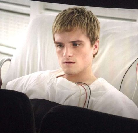 Hijacked Peeta Dystopian Films, Josh And Jennifer, Hunger Games 2, Hunger Games Katniss, Mockingjay Part 2, Hunger Games Fandom, Katniss And Peeta, Hunger Games 3, Peeta Mellark