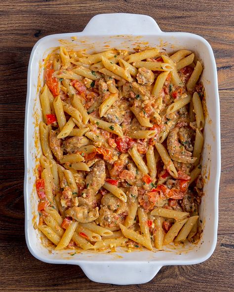 Feta Pasta With Chicken, Feta Cheese Recipes Pasta, Chicken Tomatoes, Baked Feta Pasta, Feta Cheese Recipes, Pasta With Chicken, Feta Chicken, Baked Feta, Feta Recipes