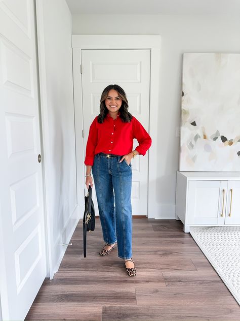 red button down top / red top / red blouse / jeans / workwear / work outfit / office outfit / office style Red Button Down Shirt Outfit Women, Red Button Down Shirt Outfit, Red Button Up Shirt Outfit, Red Button Up Shirt, Red Button Down Shirt, Work Outfit Office, Blouse Jeans, Red Button, Red Blouses