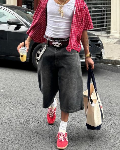 2000 Style Outfits, Vintage Street Style Men, 2000s Boys Fashion, 2000s Fashion Men, Y2k Street Style, 2000s Outfit, 2000s Streetwear, Outfits 2000s, 2000 Fashion