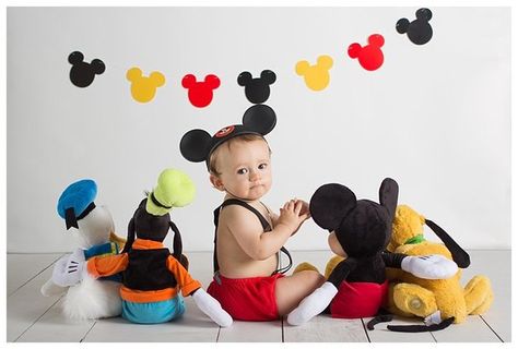 Half Way To One Mickey Mouse Photoshoot, Mickey Smash Cake Photoshoot, Mickey Smash Cake Pictures, Mickey First Birthday Photo Shoot, Mickey 1st Birthday Photo Shoot, 1st Birthday Photoshoot Mickey Mouse, Half Birthday Mickey Mouse Cake, Mickey Mouse 6 Month Photo Shoot, Mickey Mouse Half Birthday Ideas