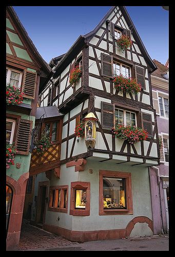 Colmar Alsace Structural Insulated Panels, Alsace France, Grand Est, Medieval Houses, European Architecture, Cottage Design, Beautiful Villages, Colmar, Old Buildings