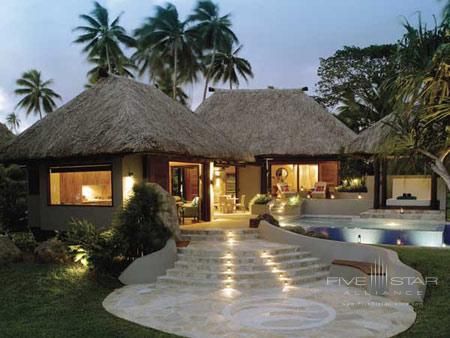 Round House Plans, Bali Style Home, Eco Village, Resort Plan, Lodge Design, Pool Jacuzzi, Hut House, African House, Thatched House