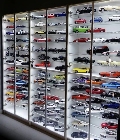 Car Display Ideas, Hot Wheels Cars Display, Car Model Display, Toy Car Display, Diecast Cars Display, Hot Wheels Room, Hot Wheels Display, Car Display, Model Cars Collection