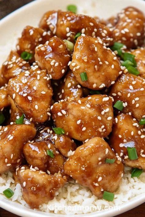 Healthy Sesame Chicken Made Easy: Simple and Delicious Recipe Chicken With Sesame Seeds, Seseme Chicken, Healthy Sesame Chicken Recipe, Sesame Chicken Crockpot, Healthy Sesame Chicken, Chicken Crockpot Recipes Easy, Sesame Chicken Recipe, Budget Family Meals, Sesame Chicken