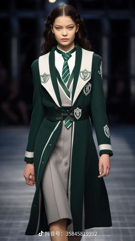 Harry Potter Inspired Dress, Malfoy Daughter, Slytherin Uniform Female, Slytherin Uniform, Preppy Style Outfits, Assassins Creed Cosplay, Slytherin Outfit, Magic Staff, Hogwarts Uniform