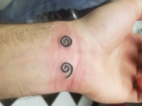 Tim Burton Inspired Tattoos, Tim Burton Tattoo Ideas, Tat Sketches, Tattoo Filler Ideas, Tattoo Future, Coraline Tattoo, Tim Burton Tattoo, Thumb Tattoos, Emo Tattoos