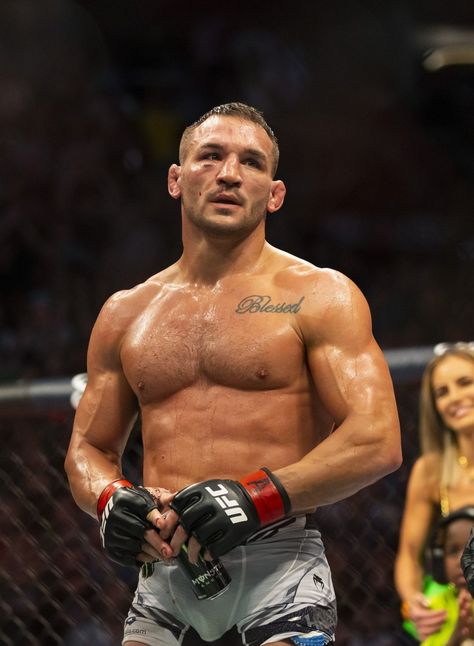 Dustin Poirier vs Michael Chandler Pick, 11/12/2022 Predictions UFC 281 Odds Michael Chandler, Dustin Poirier, Male Boxers, Football Picks, Ufc Fighters, Free Football, Combat Sport, Mixed Martial Arts, Nba Players