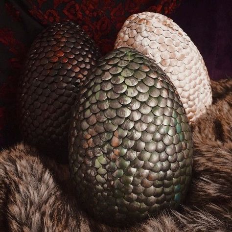 Bronze Home Decor, Sea Home Decor, Sea Home, Weasley Aesthetic, Ocean Home, Ocean Home Decor, Dragon Eggs, Game Of Thrones Dragons, Margaery Tyrell