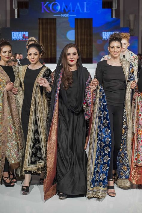 Komal Nasir, Pakistan Fashion Week, London 2016 Fashion Ramp, Pakistan Fashion Week, Winter Shawl, Film Design, Pakistan Fashion, Most Beautiful Dresses, Heritage Collection, Feminine Outfit, Gorgeous Fabrics