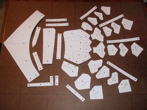 It starts with a paper pattern to trace on a flat sheet of metal. Diy Armour, Diy Armor, Armor Pattern, Armor Hand, Armadura Cosplay, Leather Gauntlet, Foam Armor, Diy Cosplay, Costume Armour