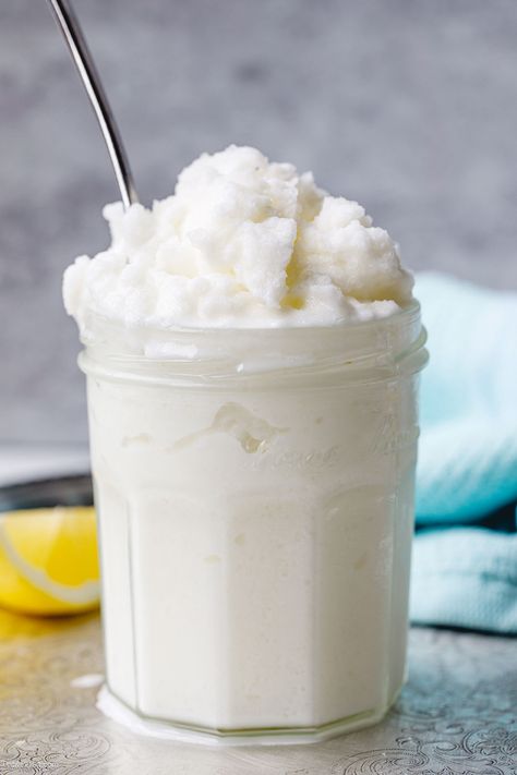 Frozen coconut lemonade - #coconut #lemonade #frozen #recipe #eatwell101 - This easy frozen coconut lemonade is delicious, not too sweet, and super duper cold, which is perfect with the ever increasing temps outside! - #recipe by #eatwell101® Coconut Lemonade, Frozen Lemonade, Lemonade Recipe, Lemonade Recipes, Frozen Drinks, Smoothie Drinks, Super Duper, Frozen Desserts, Mocktails