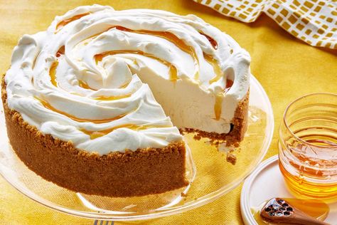 Sweet Tupelo honey makes this no-bake cheesecake truly special. This easy no-bake honey cheesecake recipe has a lot of honey flavor in the filling. Honey Cheesecake, Icebox Pie, Easy Party Food, No Cook Desserts, No Bake Cheesecake, Creamy Cheesecake, Banana Pudding, Trifle, Southern Living