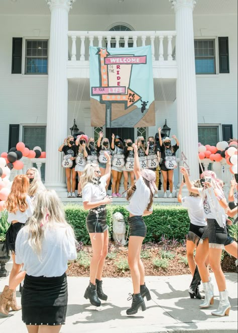 Sorority Party Themes, Zta Sorority, Sorority Bid Day Themes, Recruitment Decorations, Themes Sorority, Sorority Recruitment Themes, Sorority Party, Rush Themes, Sorority Themes