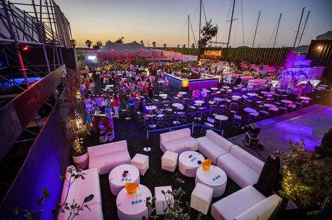 Vip Party Ideas, Music Festival Decor, Festival Seating, Vip Concert, Sunset Music Festival, Tortuga Music Festival, Lounge Tables, Music Midtown, Wall Trends