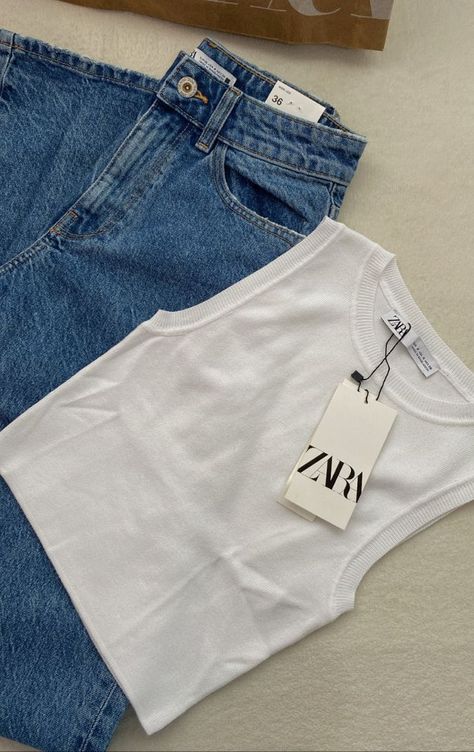 Mode Zara, Everyday Fashion Outfits, Casual Day Outfits, Easy Trendy Outfits, Simple Trendy Outfits, Basic Outfits, Looks Style, Casual Style Outfits, Dream Clothes