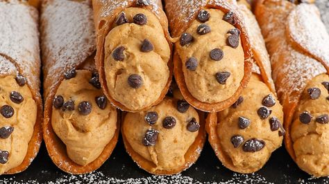 Pumpkin Canolli Filling, Pumpkin Marscapone Desserts, Marscapone Dessert, Pumpkin Cannoli, Cannoli Filling, Cannoli Recipe, Cheese Pumpkin, Delicious Pumpkin, Pumpkin Pie Spice