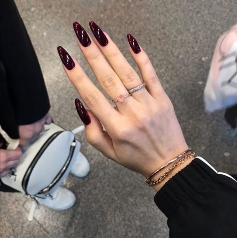 Dark Purple Acrylic Nails Coffin, Dark Jelly Nails, Kutek Disney, Wine Nails, Nagel Tips, Goth Nails, Casual Nails, Red Nail Polish, Burgundy Nails