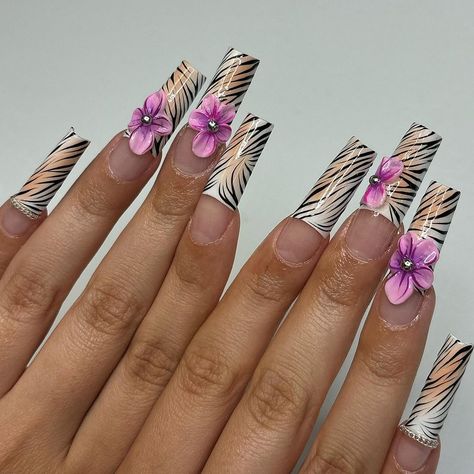 #tigernails #nailart #nailtech #nailsoftheday #nail2inspire #nailsart #orchids #flowers #summernails #fashion #style #summervibes #inspo French Tip Flower Nails, French Tip Flower, Orchid Nails, Orchids Flowers, Black French Tips, Nail Ring, Unique Acrylic Nails, Orange Nails, Minimalist Nails