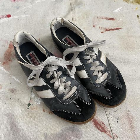 Vintage low profile sporty sneakers by Skechers... - Depop Sketchers Aesthetic, Sporty Sneakers, Fall 2024, Sketchers Sneakers, Very Well, Low Profile, Sneakers, How To Wear, Clothes