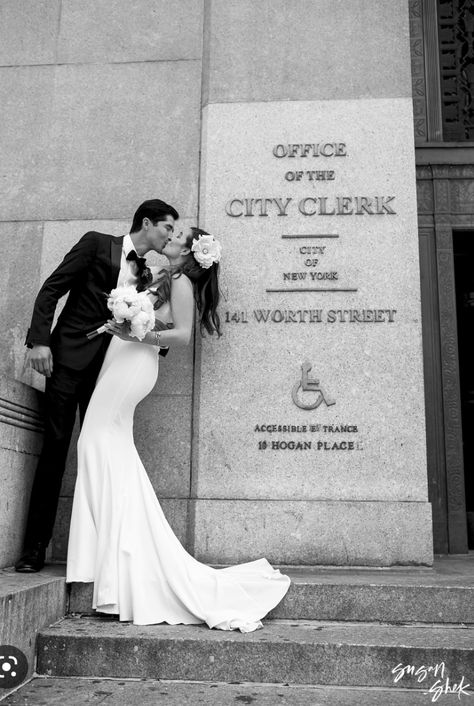 Courthouse Marriage, Nyc City Hall Wedding, City Hall Wedding Dress, City Hall Weddings, City Hall Wedding Photos, New York City Hall, Nyc Wedding Photos, Courthouse Wedding Photos, City Wedding Photos