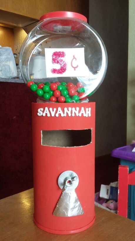 Valentine bubble gum machine box Bubblegum Machine Valentines Boxes, Gumball Machine Valentine's Day Boxes, Aliens Toys, Diy Valentine's Mailbox, Daycare Projects, Valentine Boxes For School, Diy Gumball Machine, Kids Valentine Boxes, Bubble Birthday Parties