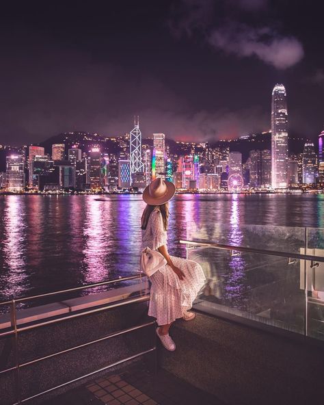 Hong Kong Travel Photography, Places In Hong Kong, Hong Kong Photography, Travel Baby Shower Theme, Nice Photography, Tsim Sha Tsui, Sign Boards, Most Instagrammable Places, Montezuma