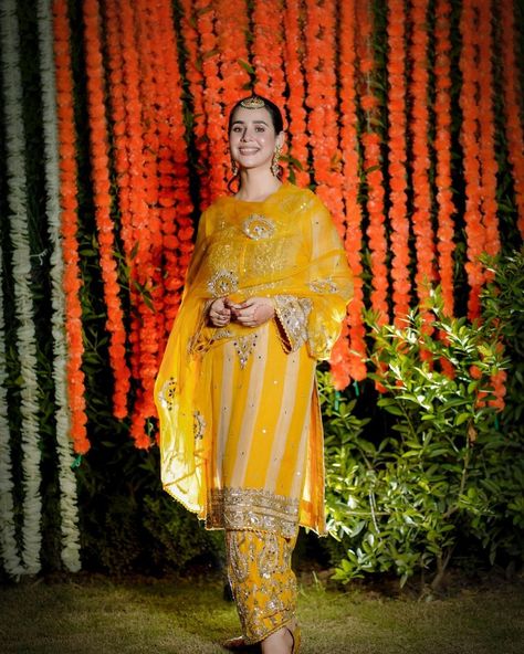 Yellow Suits Punjabi, Face Packs For Glowing Skin, Sunanda Sharma, Mayon Dresses, Indian Wardrobe, Punjabi Salwar, Kameez Designs, Yellow Suit, Punjabi Outfits