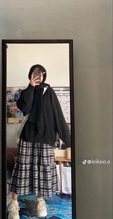 Ootd Hijab Casual, Stylish Hijab, Cute Modest Outfits, Muslim Outfits Casual, Casual Hijab Outfit, Hijabi Outfits Casual, Everyday Fashion Outfits, Casual Day Outfits, Muslim Fashion Outfits