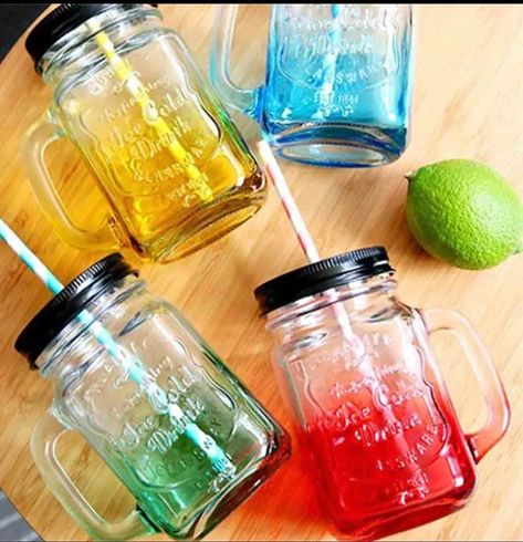 🛒🛍️Mason Jar With Straw. Suitable for both hot and cold beverages. 💗Perfect for Smoothies. 💗Juice etc 🏷️price:N4,000. Available Color: Blue💙 and Yellow 💛 How to Order: 👉 Send us a DM; 👉 📱 or WhatsApp: 08132182193. 📍Abuja,Nigeria. Nationwide Delivery Available. 🚚 Please ❤️ & Follow our backup page @eenies_variety_hub #masonjar #mug #eenies_hub #smcvendors Mason Jar Cocktails, Juice Jar, Mason Jar With Straw, Tin Kitchen, Drinking Jars, Beer Cup, Kitchen Jars, Snack Storage, Mason Jar Lids