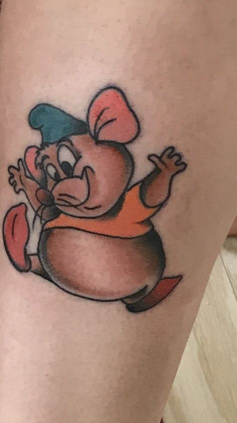 Gus Gus tattoo Gus Gus Tattoo Cinderella, Gus Gus Tattoo, Wahoo Board, Cinderella Tattoo, Tat Inspiration, Tattoo Thoughts, Disney Sneakers, Gus Gus, Mouse Tattoos