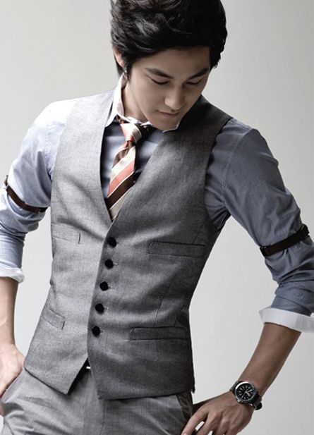 Korean Men Fashion, Sleeve Garter, Kim Beom, Outfit Options, Look Formal, Kim Sang, Groom Outfit, Sharp Dressed Man, Kim Soo Hyun