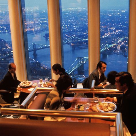 Windows On The World, World Trade Center Nyc, Restaurants In New York, North Tower, One World Trade Center, Restaurant New York, Trade Centre, Twin Towers, Magnum Photos