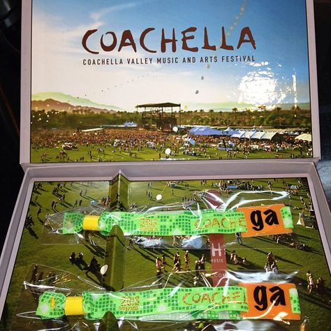 Ready! @ditko83 @atavassoli @jackieprincey @phillyto @andrewskatz @hayleyab @barryfromwinnipeg @danmyers @carriebucky #fun #cantwait #soexcited Coachella Merch, Coachella Vip, Coachella Tickets, Coachella Weekend 2, Car Deco, Coachella Valley Music And Arts Festival, Coachella Valley, Gift Ideas, Festival