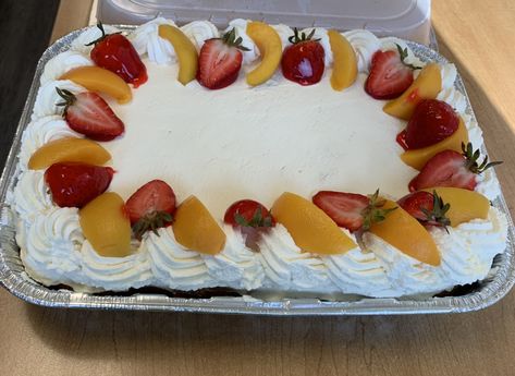 Pan Cake Design, Tres Leches Cake Decoration, Tres Leches Cake Decoration Ideas, Strawberry Sheet Cakes, Cakes Decor, Leches Cake, Tres Leches Cake, Sheet Cakes, Cake Business