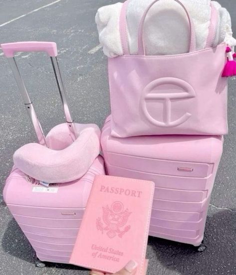 Girly Items, Pink Lifestyle, Luxury Bags Collection, Pretty Pink Princess, Pink Life, Pink Things, Girly Bags, Lv Bags, Pink Girly Things