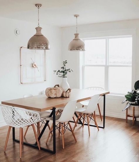 Structube on Instagram: “Feast your eyes on the stunning Arda table paired with the classic Eiffel chairs... An iconic duo brought to us by @briannajflood ! 🌟…” Eiffel Chair Dining Room, Dark Oak Dining Table, Eiffel Chair, Minimalist Chair, Space Aesthetic, Grey Dining Tables, Iconic Duo, Barber Shop Decor, Grey Dining