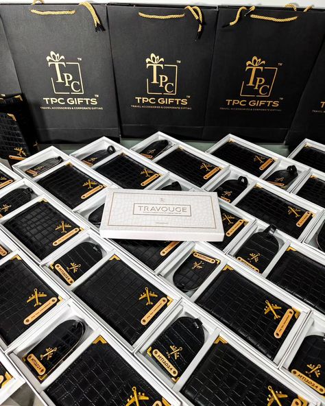 🎁 Gifting Made Grand: Perfect for corporate events, client gifts, or team rewards, our bulk orders are designed to make a statement. 💬 Have a big event or need gifts in bulk? DM us to see how we can elevate your gifting game! #corporategifts #corporategifting #gifts #bulkorder #TPCGifts Huge Gifts, Client Gifts, Passport Cover, Bulk Order, Corporate Gifts, Corporate Events, Canning, Gifts, Quick Saves