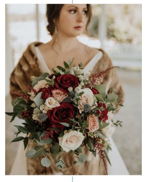 Blush And Burgundy Bouquet, Blush Winter Wedding, Red Bouquets, Christmas Wedding Flowers, Winter Bridal Bouquets, Wedding Archway, Burgundy Bouquet, Winter Wedding Bouquet, Winter Wedding Flowers