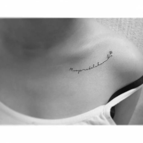 Word "Roopretelcham" tattooed on the collarbone. International Tattoo, Music Keyboard, Tattoos Gallery, A Tattoo, Tattoo Artist, Artist Studio, Compass, Tattoo Artists, K Pop