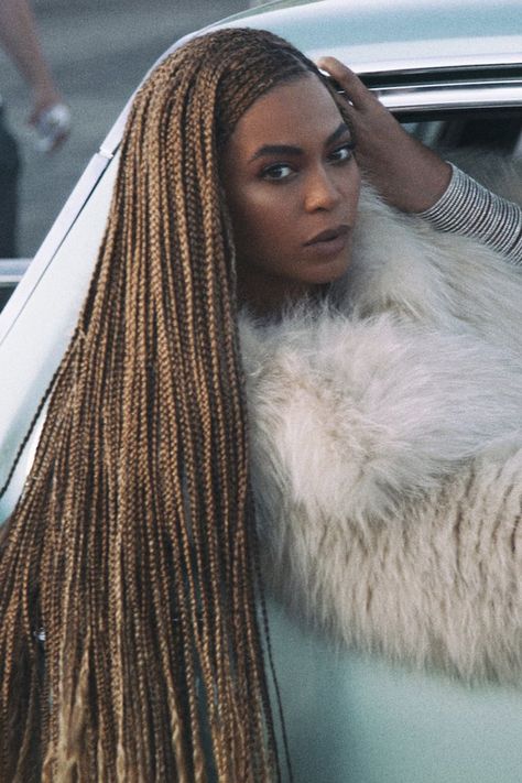 Fluffy Fashion, Beyonce Braids, Beyonce 2013, Box Braids Pictures, Beyonce Lemonade, Beyonce Formation, Box Video, Beyoncé Giselle Knowles-carter, Beyoncé Giselle Knowles