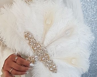 Fan Bouquet, Feather Boutonniere, Wedding Brooch Bouquets, Great Gatsby Wedding, Feather Fan, Wedding Fans, Gatsby Wedding, Ostrich Feather, Cupcake Stand