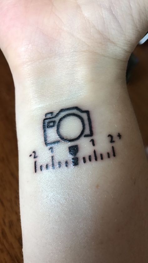 Camera Shutter Tattoo, Lens Tattoo Camera, Photographer Tattoos, Film Roll Tattoo, Camera Tattoo Design Photography, Camera Tattoo Ideas, Film Camera Tattoo, Photography Tattoos, Photography Tattoo Ideas