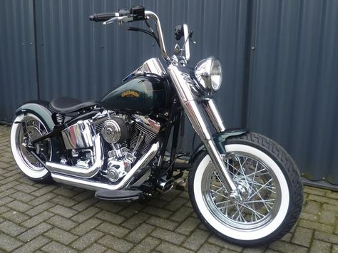 Softail Springer Bobber, Motocykle Harley Davidson, Custom Harley Davidson, Harley Tattoos, Softail Bobber, Sportster Motorcycle, Softail Springer, Custom Motorcycles Harley, Harley Bobber