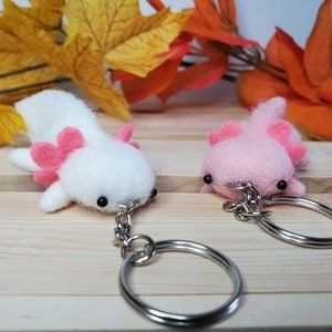 Needle Felt Axolotl, Felt Axolotl, Felting Diy, Needle Felting Diy, Needle Felting Projects, Crochet Inspo, Cute Polymer Clay, Hand Felted, Felt Diy