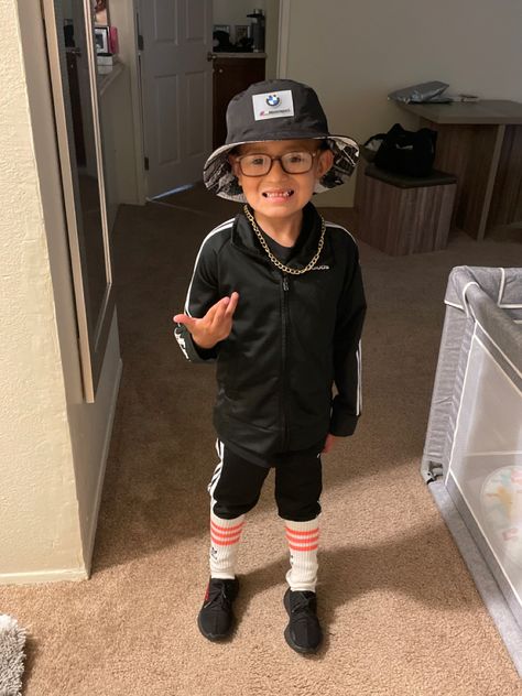 Dress up for school 80s look for boys. 80s Kids Outfits Boys, Kids Decade Day Outfits Boys, Decades Day Boys, Boys 80s Outfit Ideas, Decades Day Spirit Week Boys, Decades Day Outfits For Boys, Kids 80s Outfit Ideas Boys, Boys 80s Outfit, Kids 80s Outfit Ideas