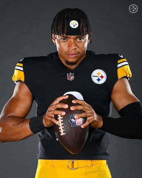 Nfl Championships, Justin Fields, Go Steelers, Nfl Football Players, Nfl Steelers, Pittsburgh Steelers Football, Steeler Nation, American Football Team, Steelers Football