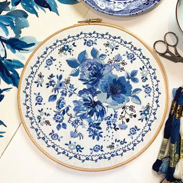 embroidery kits and fabrics Indigo Embroidery, Painted Florals, Indigo Floral, Needle Crafts, Hand Embroidery Tutorial, Blue Embroidery, Embroidery Needles, Hand Embroidery Design, Embroidery Craft